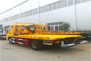 醴陵附近拖车救援搭电